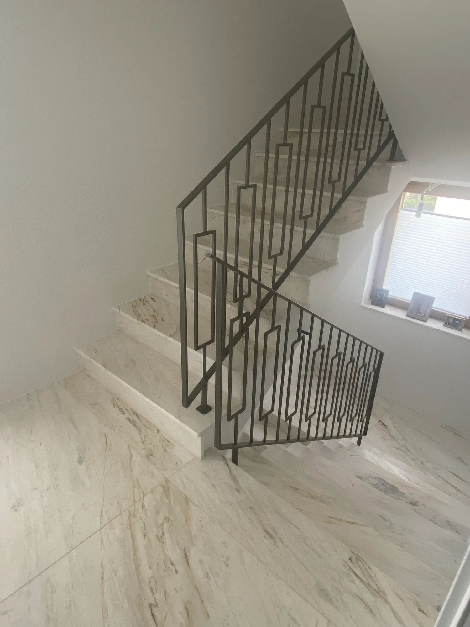 Marmor Treppenanlage Weiß aus Marmor, Stuttgart – Detailansicht 2 | Grama Natursteine