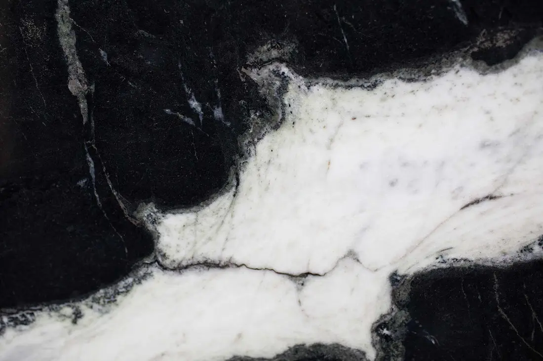 Dalmata – Naturstein in Nahaufnahme, Grama Natursteine
